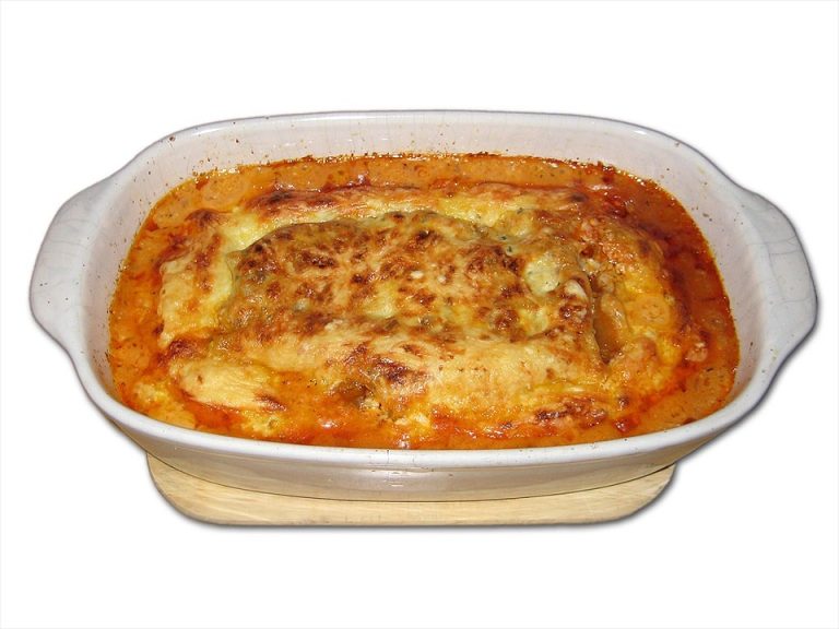 casserole dish food