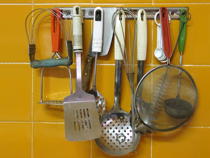 kitchen-utensils-wall-food-recipes-today