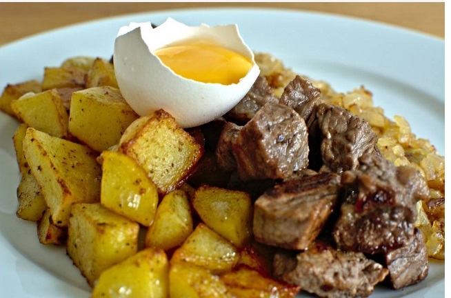 ground beef with potatoes meal