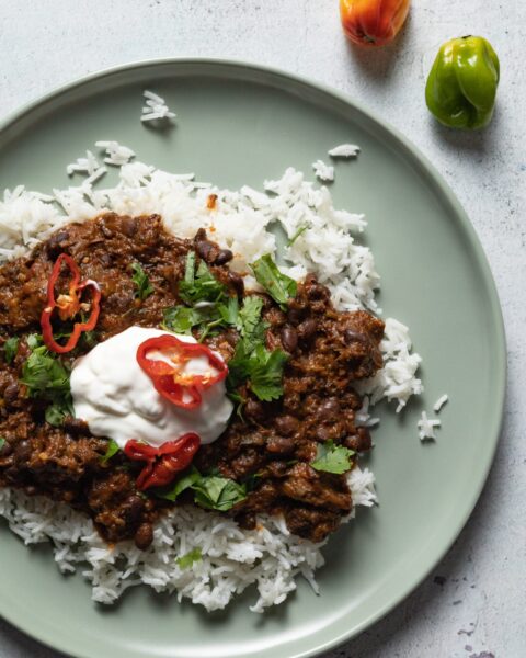 A plate of beef and chili recipe